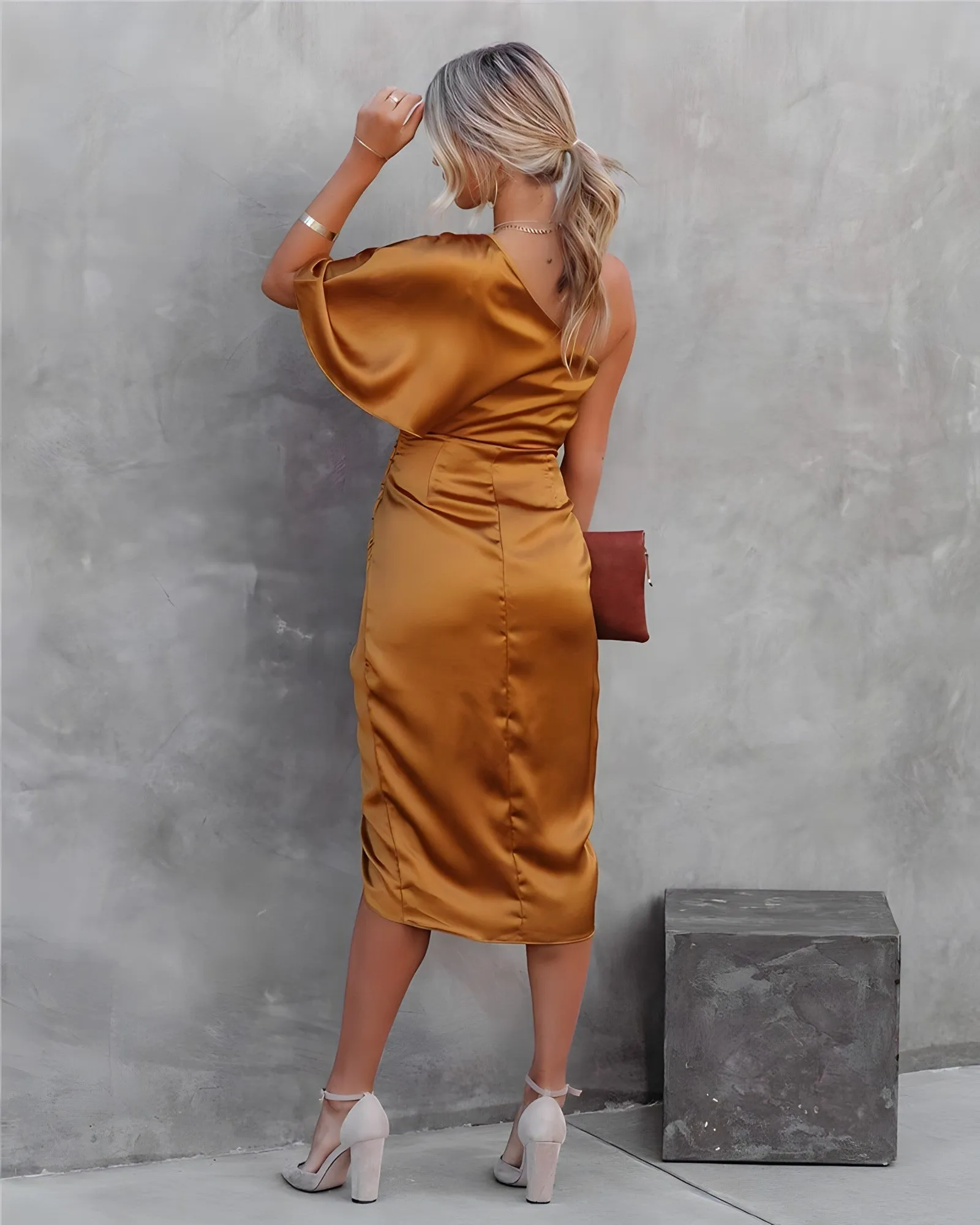 Allegra - Elegant silk party dress