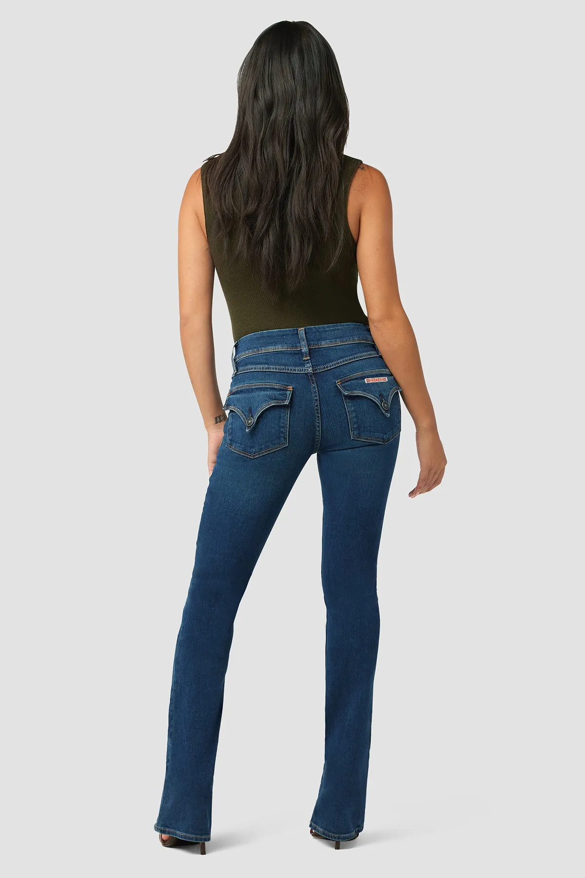 Beth Mid-Rise Baby Bootcut Petite Jean