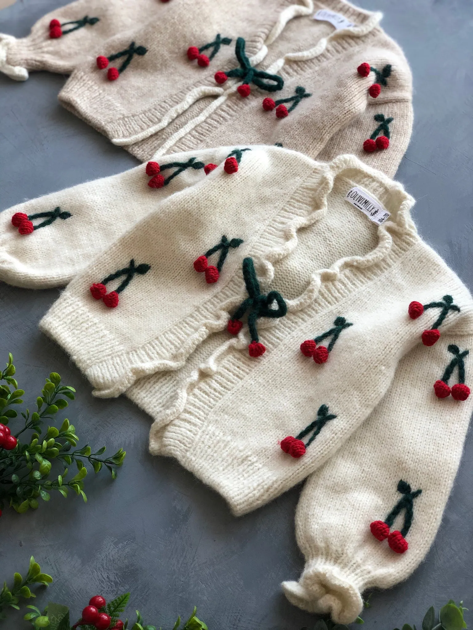 Cherries cardigan | off white