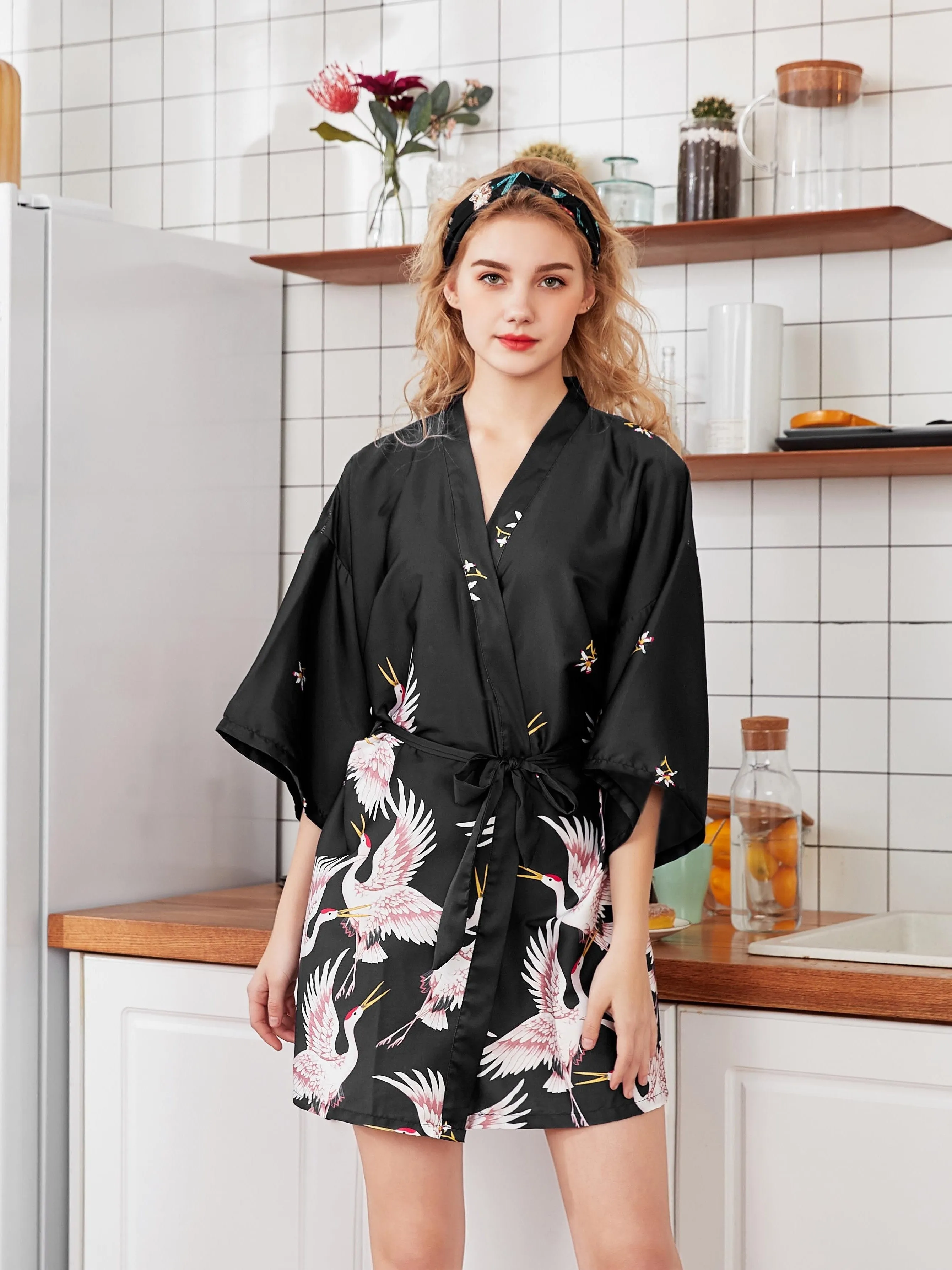 Elegant Women's Crane Print Robe - Lightweight Satin Kimono with Short Design, Belted Wrap Style, Stylish Nightgown for Home Loungewear and Sleepwear