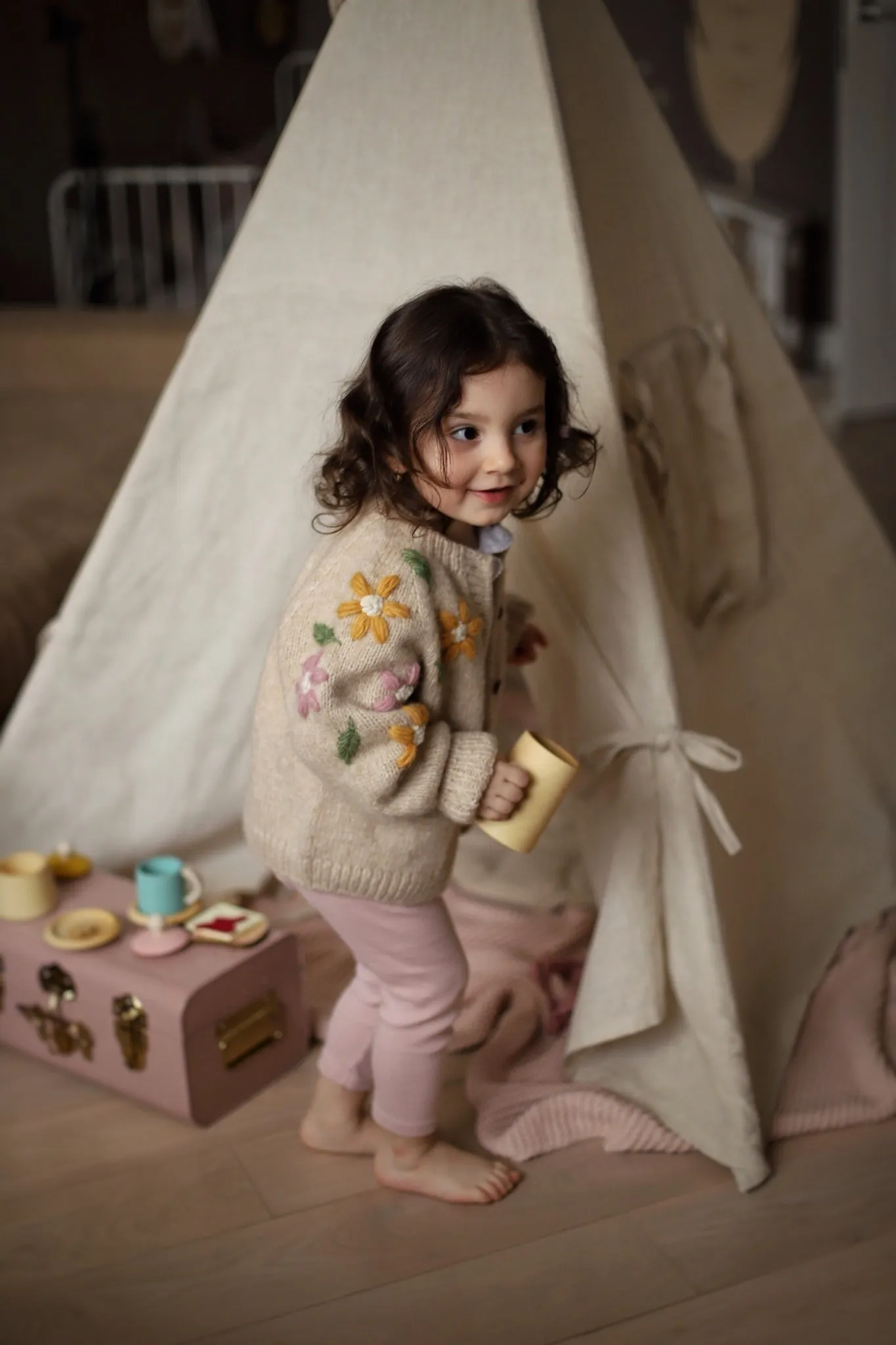 Flower Rain cardigan | Wheat