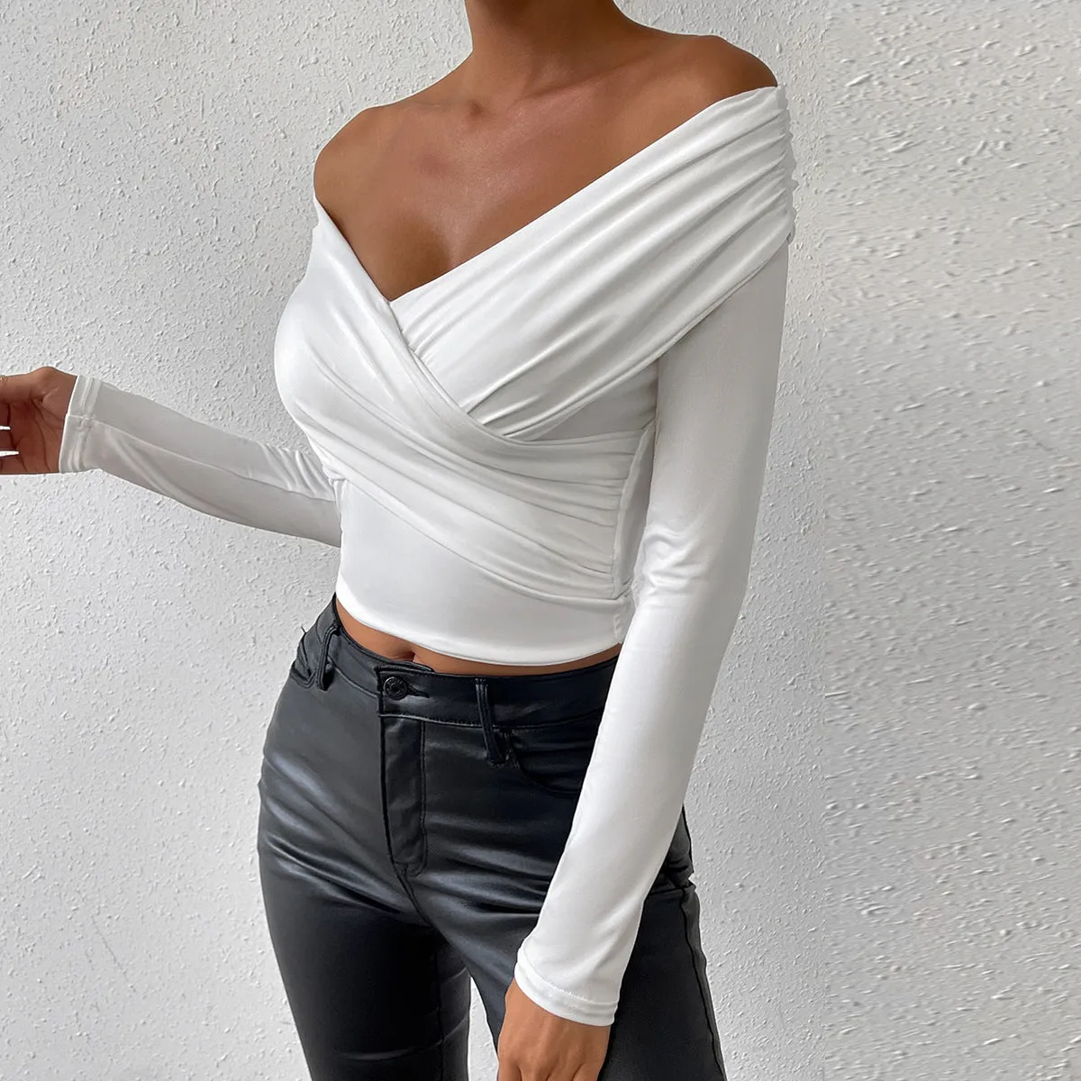 Jazzher leapord halloween outfit 2024 Autumn and Winter Sexy Deep V Long-Sleeved Women's Small Top Pleated off-the-Shoulder Women's Clothing
