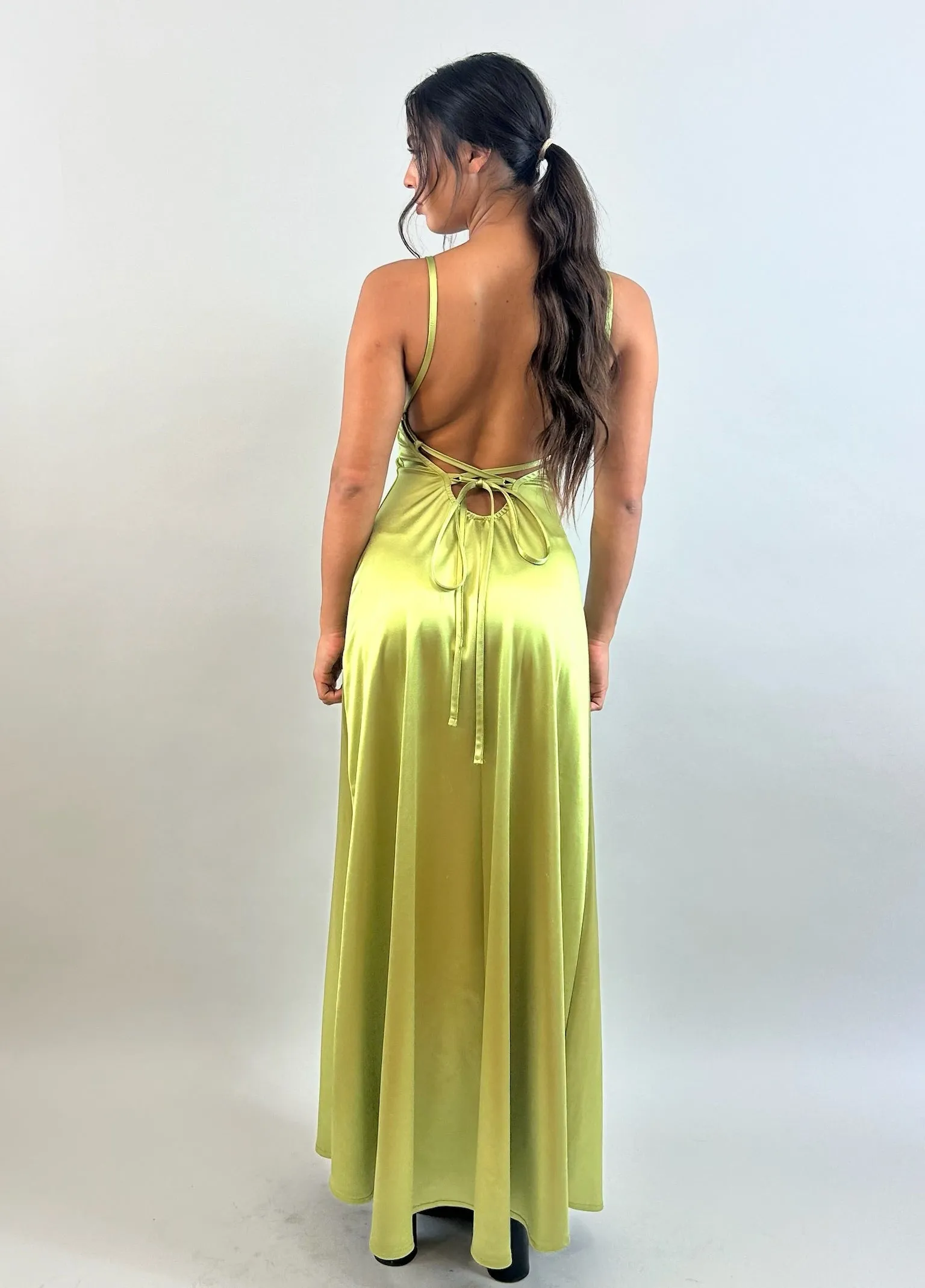 Jessy - Bright Green V-Neck Satin Evening Dress
