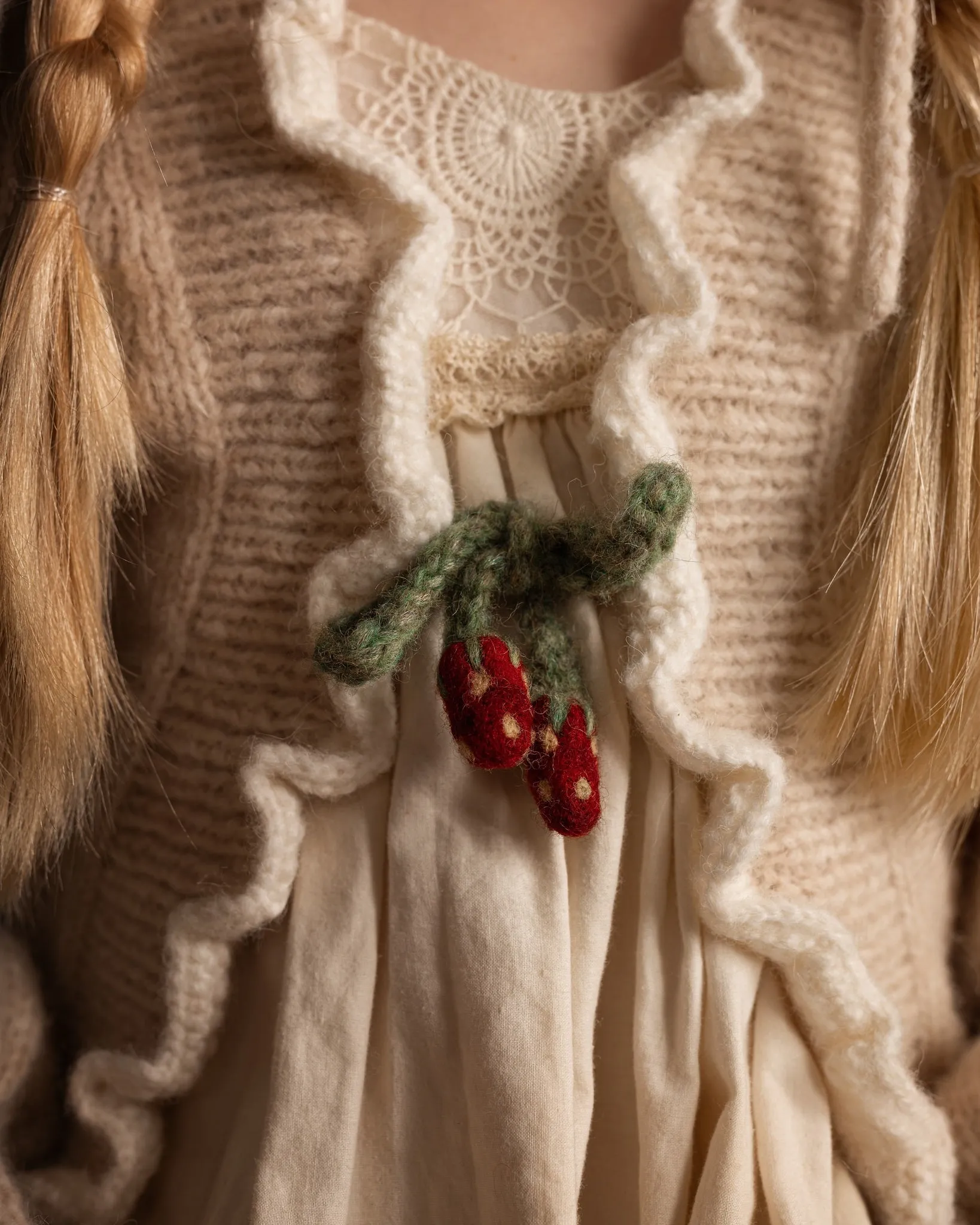 Strawberries Cardigan | Wheat