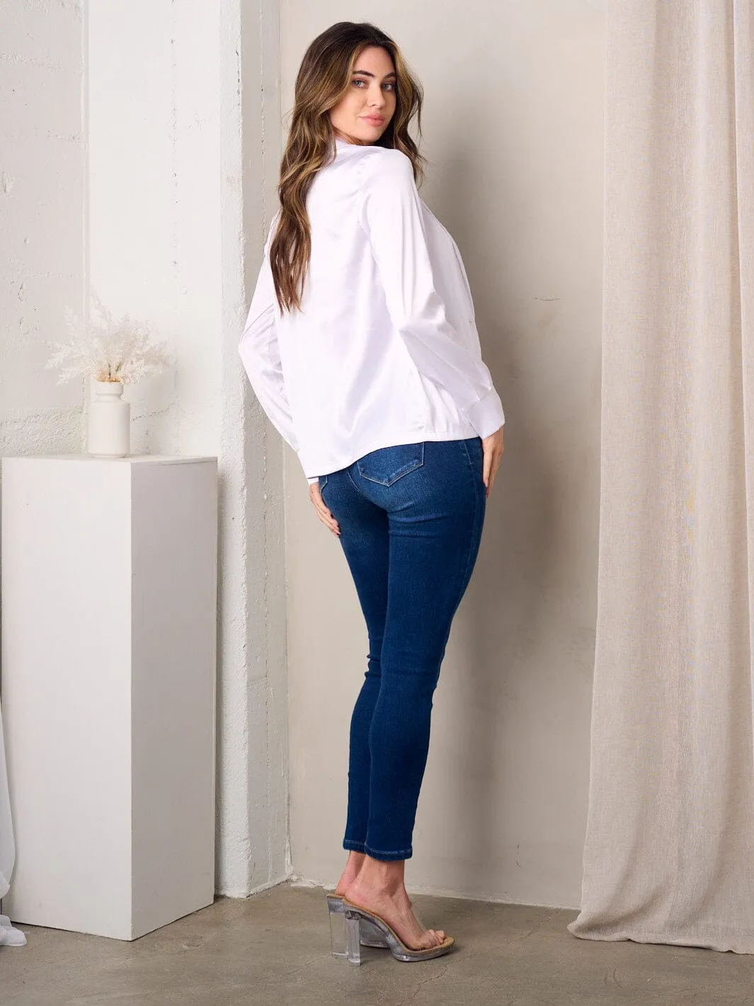 WOMEN'S CROP TOP & LONG SLEEVE BLAZER SATIN SET